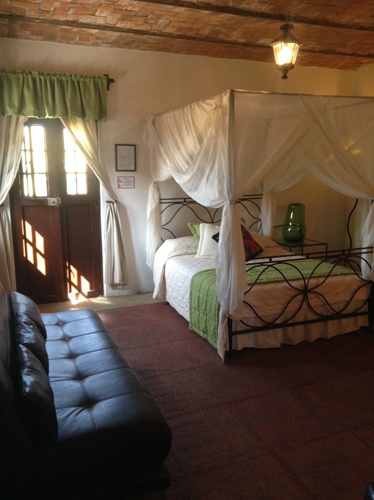 Hotel Casa Armonia Tlaquepaque Luaran gambar